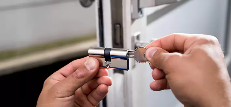 Emergency Locksmith for House Naples