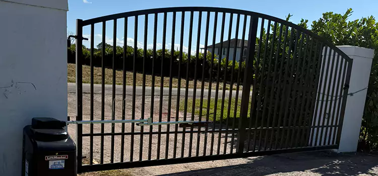 Driveway Fence Repair Naples